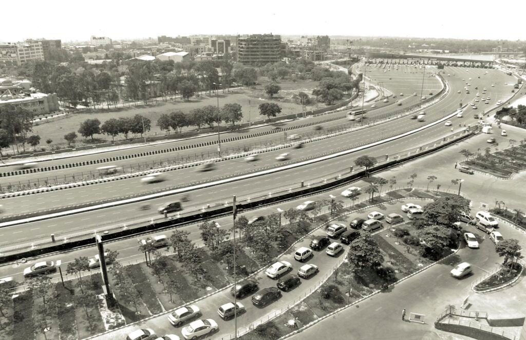 Real Delhi Gurugram Expressway and NH-48 corridor connectivity toward Manesar
