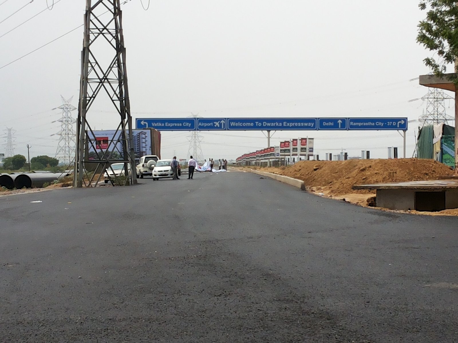 Real Dwarka Expressway road corridor in Gurugram